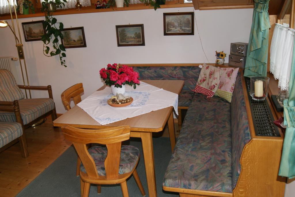Gaestehaus Ferienwohnungen Lackner Rennweg am Katschberg ห้อง รูปภาพ